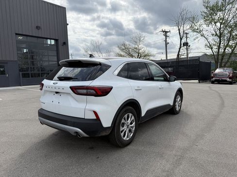 Used 2023 Ford Escape Active image 3