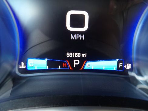 Used 2017 Chrysler 300 Limited w/ Value Package RWD image 18