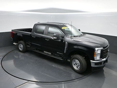 New 2025 Ford F250 XL image 32