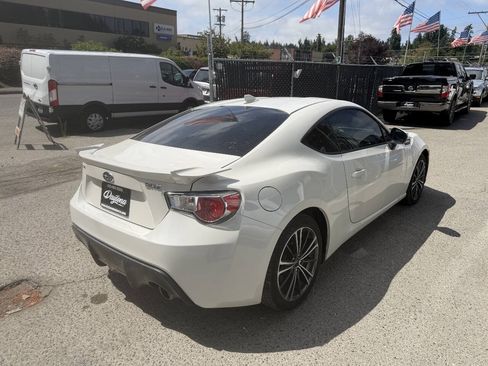 Used 2015 Subaru BRZ Limited w/ Popular Package #1B RWD image 3