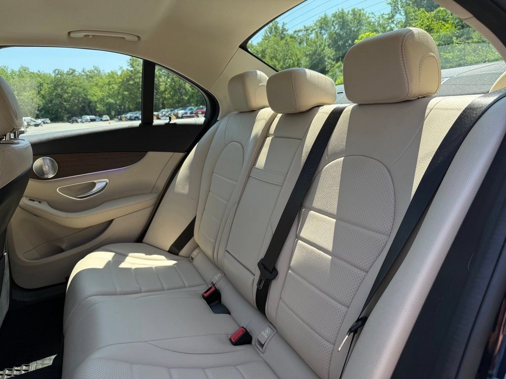 Used 2021 Mercedes-Benz C 300 4MATIC Sedan image 16