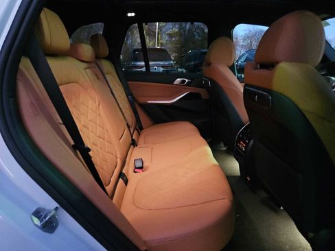 New 2026 BMW X5 xDrive50e w/ M Sport Package image 22