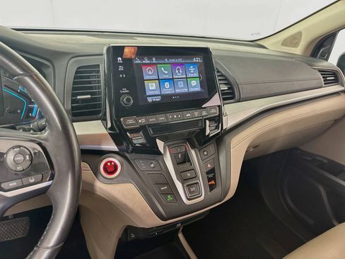 Used 2018 Honda Odyssey EX-L image 16