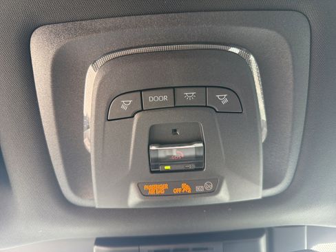New 2026 Toyota C-HR AWD/4WD image 22