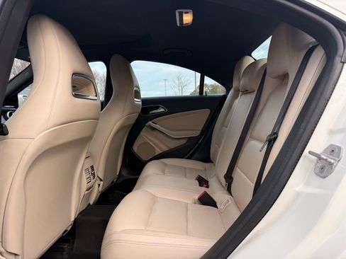 Used 2014 Mercedes-Benz CLA 250 4MATIC image 25