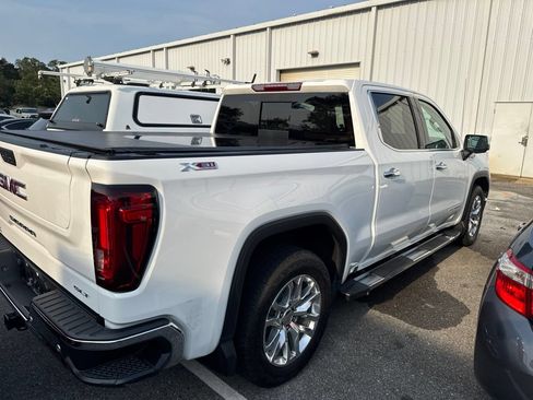 Used 2021 GMC Sierra 1500 SLT w/ SLT Premium Plus Package AWD/4WD image 6