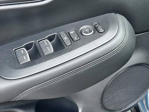 Certified 2024 Honda HR-V EX-L image 25