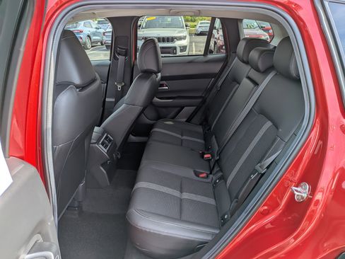 Used 2025 MAZDA CX-50 AWD 2.5 S w/ Premium Package image 19
