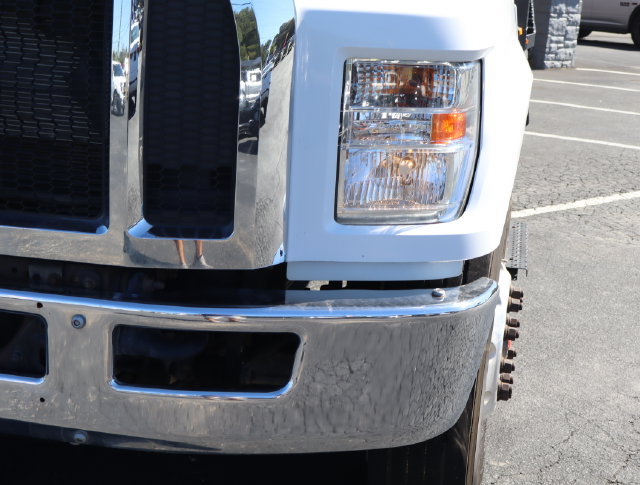 Used 2018 Ford F650 2WD Regular Cab Super Duty image 10