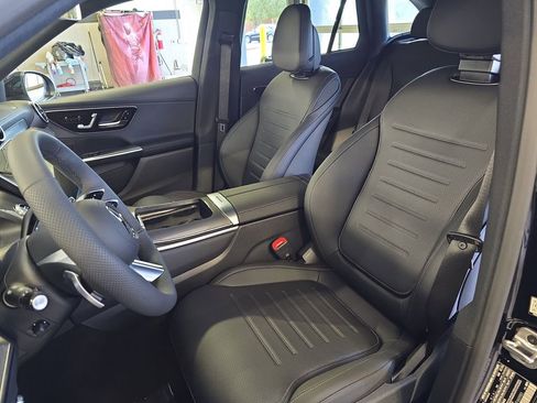 New 2026 Mercedes-Benz GLC 300 image 16