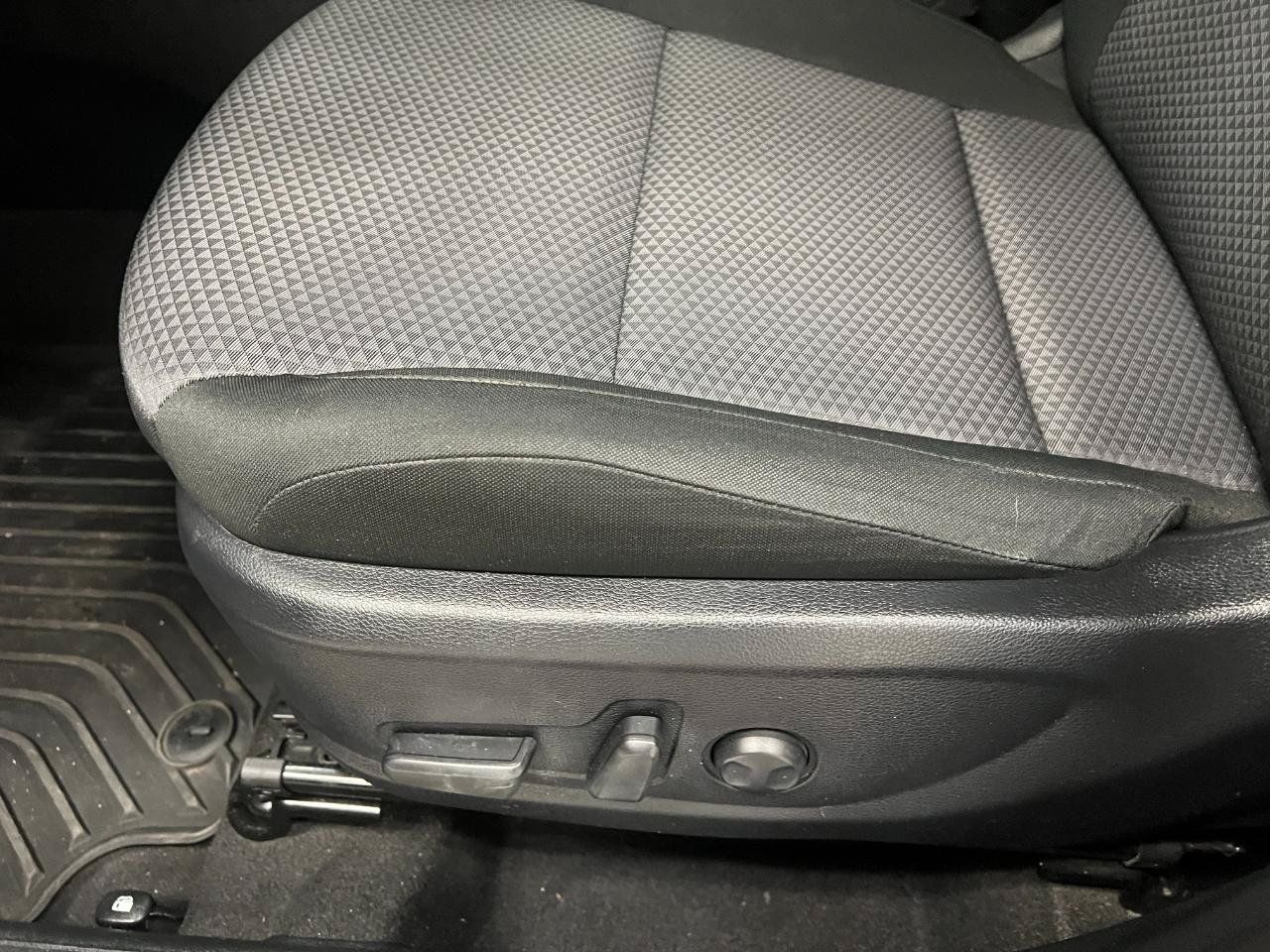 Used 2023 Kia Soul S FWD image 23