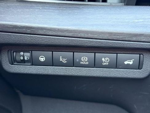 Certified 2023 Nissan Ariya AWD image 14