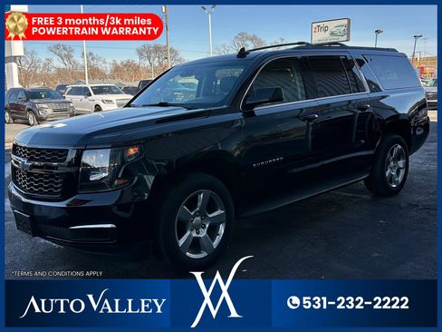 Used 2020 Chevrolet Suburban LT image 3