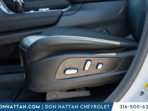 Used 2021 Cadillac XT6 Premium Luxury w/ LPO, Floor Liner Package AWD/4WD image 17