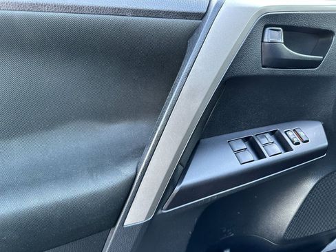 Used 2018 Toyota RAV4 LE w/ All Weather Liner Package image 11