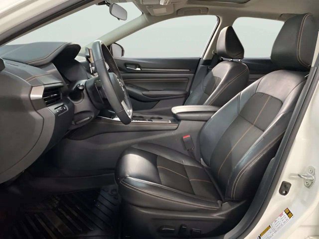 Used 2022 Nissan Altima 2.5 SR w/ Midnight Edition Package AWD/4WD image 18