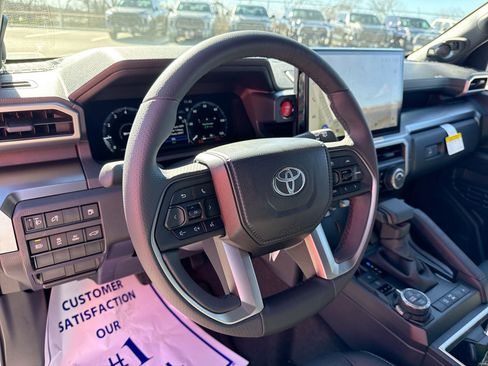 Certified 2026 Toyota 4Runner TRD Off-Road Premium image 11