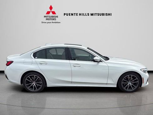 Used 2022 BMW 330i Sedan w/ Convenience Package image 4