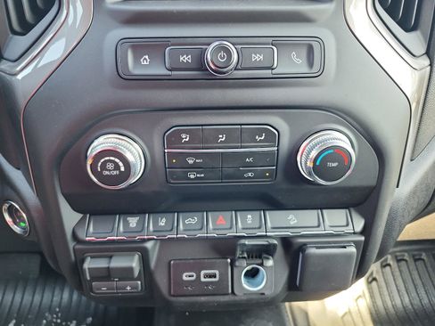 New 2026 GMC Sierra 2500 Pro AWD/4WD image 16