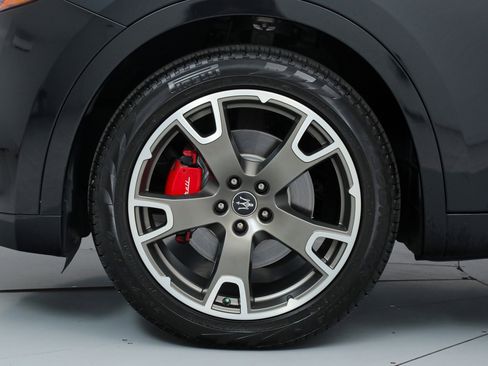 Certified 2023 Maserati Levante GT AWD/4WD image 20