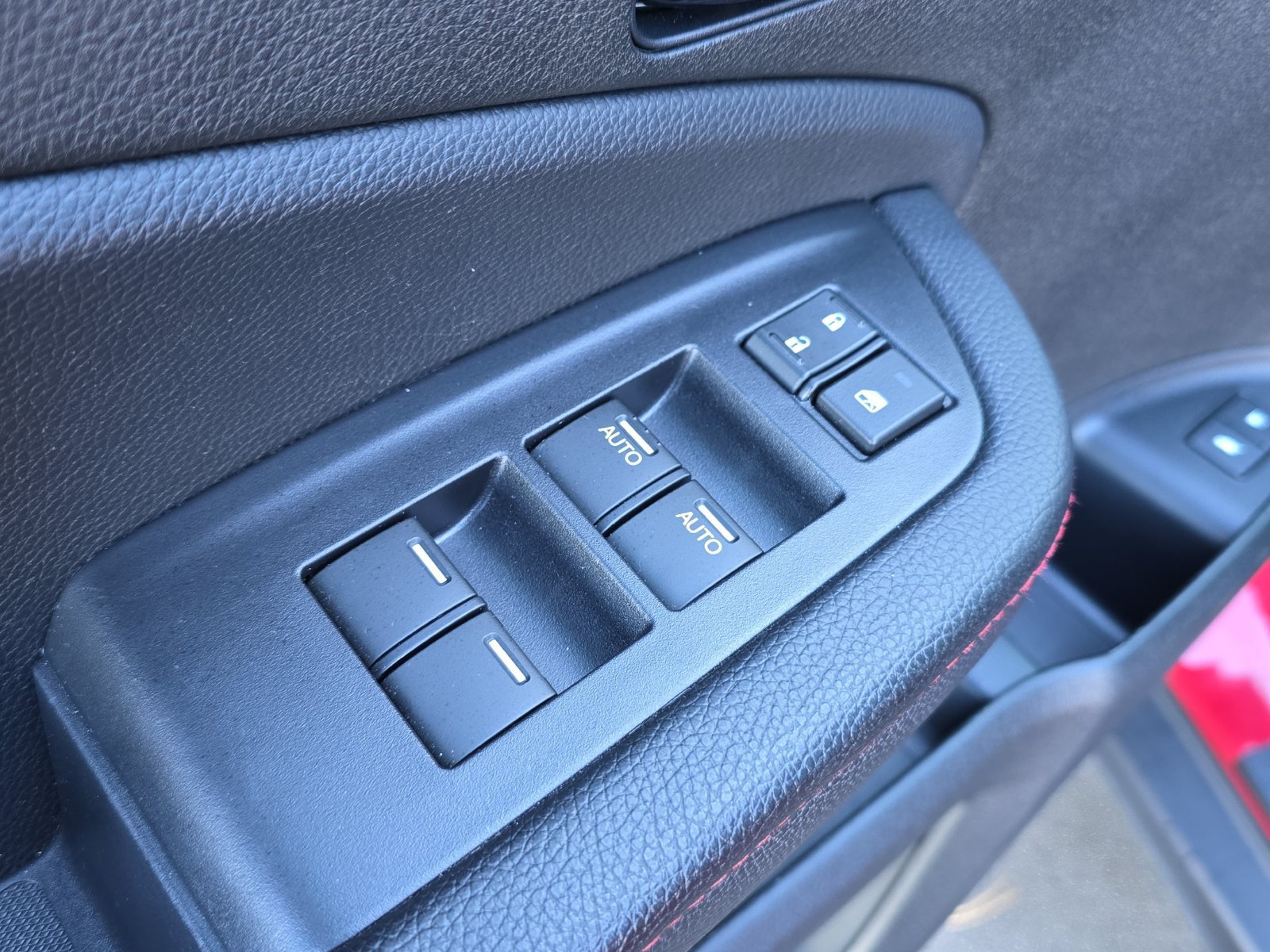 Certified 2025 Honda Passport Black Edition image 25