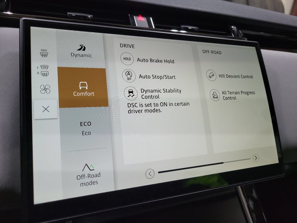 New 2026 Land Rover Range Rover Velar S AWD/4WD image 35