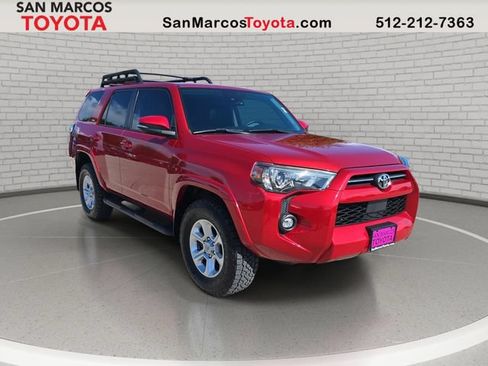Used 2022 Toyota 4Runner SR5 Premium w/ Moonroof Package AWD/4WD image 3