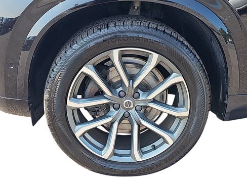 Used 2018 Volvo XC90 T5 Momentum w/ Convenience Package AWD/4WD image 31
