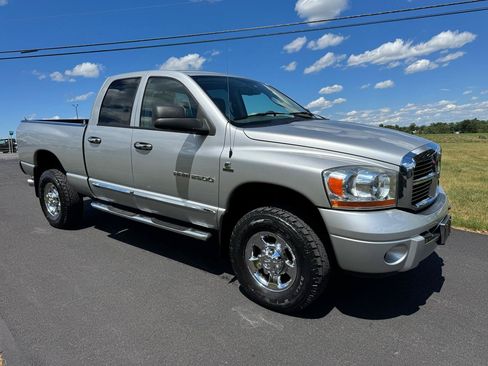 Used 2006 Dodge Ram 2500 Truck Laramie AWD/4WD image 5