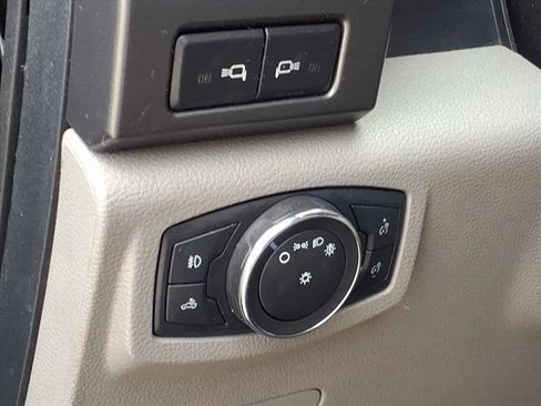 Used 2021 Ford F250 XLT w/ XLT Premium Package image 20