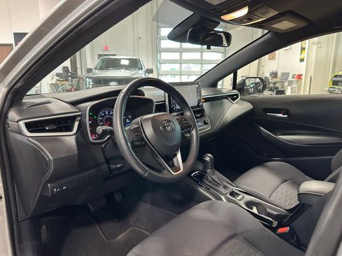 Used 2019 Toyota Corolla SE w/ SE Option Package image 14