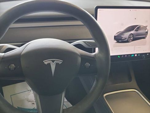 Used 2023 Tesla Model 3 Standard Range image 24
