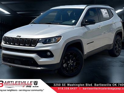 New 2025 Jeep Compass Latitude w/ Convenience Group