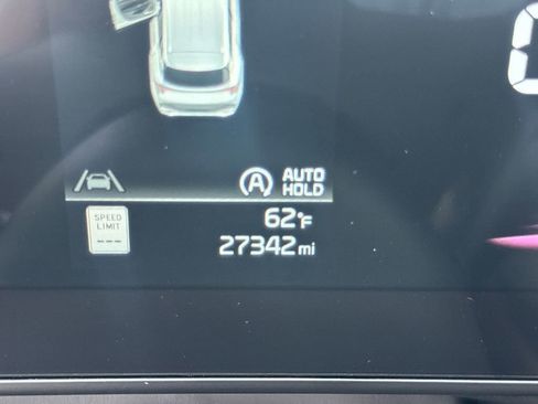 Used 2024 Kia Sportage EX image 27