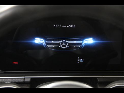 Used 2021 Mercedes-Benz GLE 450 4MATIC image 8