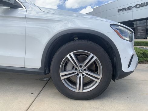 Used 2020 Mercedes-Benz GLC 300 4MATIC image 13