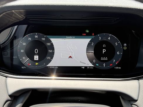 Certified 2025 Land Rover Range Rover Evoque S image 27