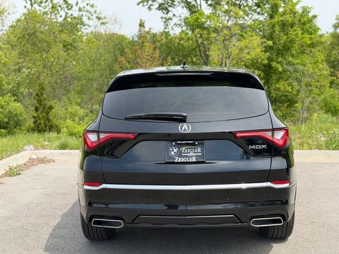 Used 2023 Acura MDX SH-AWD w/ Technology Package image 5