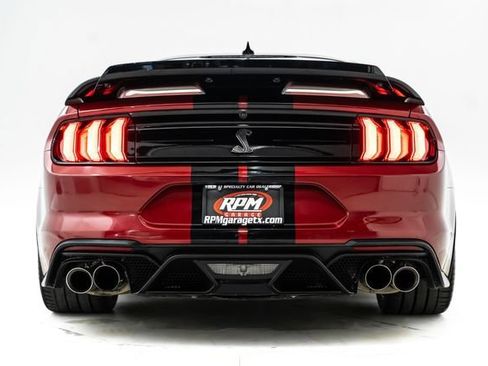 Used 2021 Ford Mustang Shelby GT500 w/ Technology Package RWD image 3