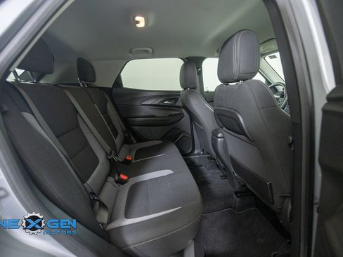 Used 2026 Chevrolet TrailBlazer LT AWD/4WD image 35