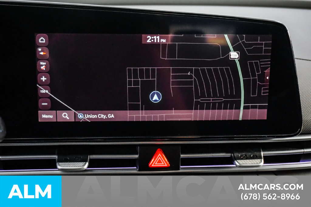 Used 2025 Hyundai Elantra SEL FWD image 33