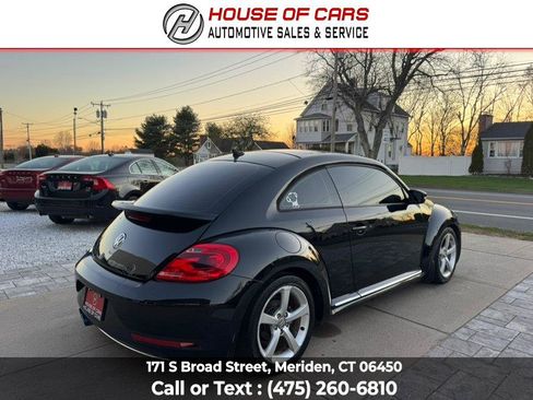 Used 2015 Volkswagen Beetle 1.8T Classic FWD image 5