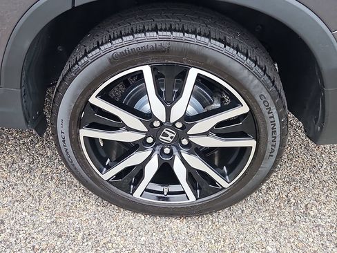 Certified 2019 Honda Pilot Touring image 8