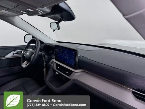 New 2025 Ford Explorer Active w/ Active Comfort Package image 33