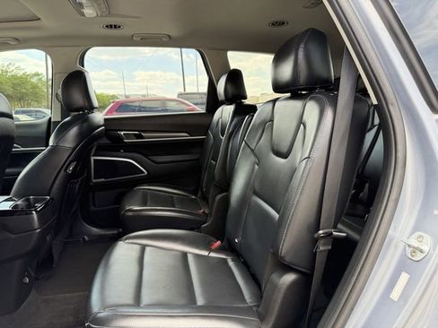 Used 2020 Kia Telluride S image 17