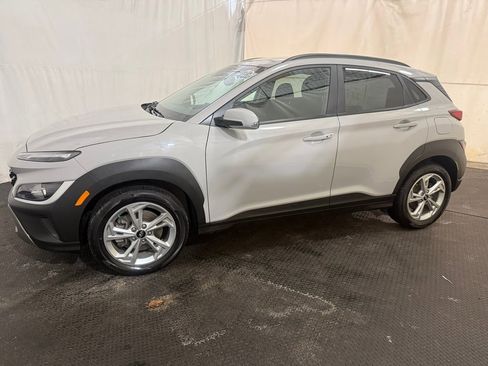 Used 2023 Hyundai Kona SEL image 2