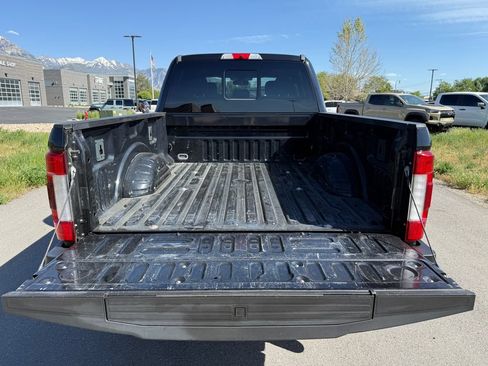Used 2019 Ford F250 Lariat w/ Lariat Ultimate Package AWD/4WD image 14