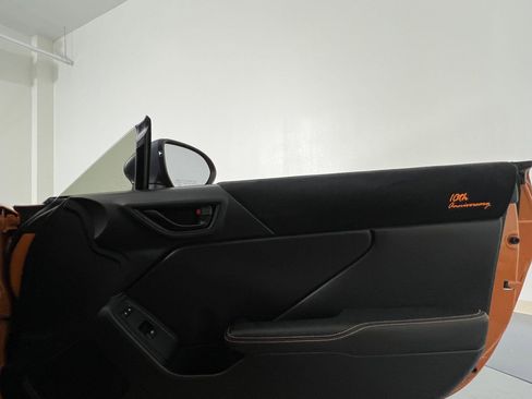 Used 2023 Toyota GR86 10th Anniversary SE image 29