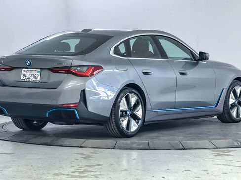 Used 2023 BMW i4 eDrive40 w/ Premium Package image 2