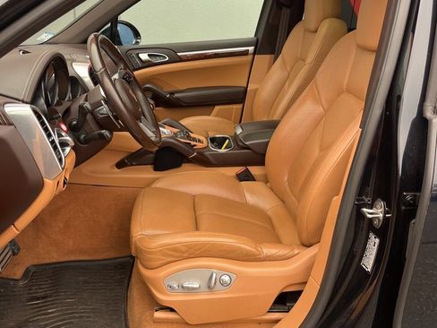 Used 2017 Porsche Cayenne S AWD/4WD image 11